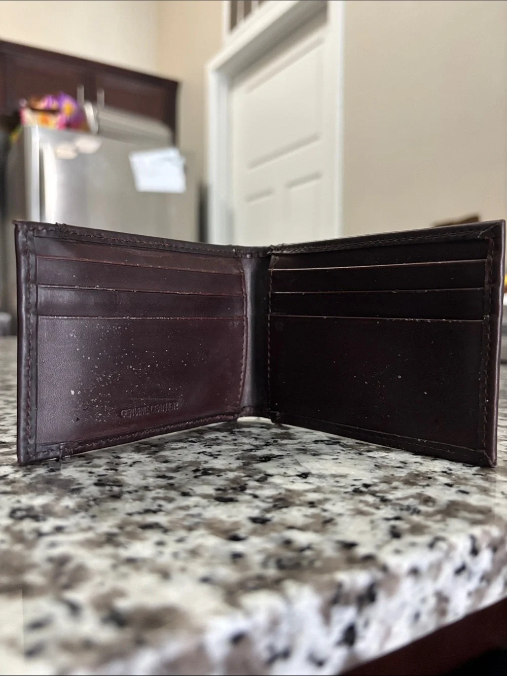 Carhartt Men's Oil-Tanned Leather Front Pocket Wallet